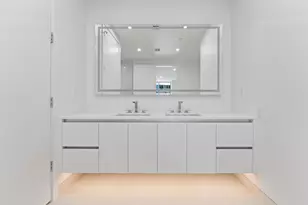 220 Lake Shore Dr, Lake Park, FL 33403 - Photo 25