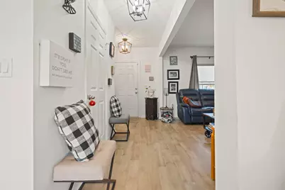 5255 Oakland Lake Circle, Fort Pierce, FL 34951 - Photo 11