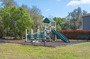 5255 Oakland Lake Cir, Fort Pierce, FL 34951 - Photo 15