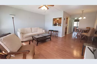 148 Cambridge G, West Palm Beach, FL 33417 - Photo 5