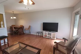 148 Cambridge G, West Palm Beach, FL 33417 - Photo 3