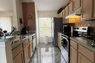 8015 104th Ave, Vero Beach, FL 32967 - Photo 9