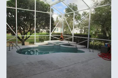 2866 Waters Edge Circle, Greenacres, FL 33413 - Photo 9