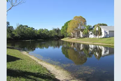 2866 Waters Edge Circle, Greenacres, FL 33413 - Photo 13