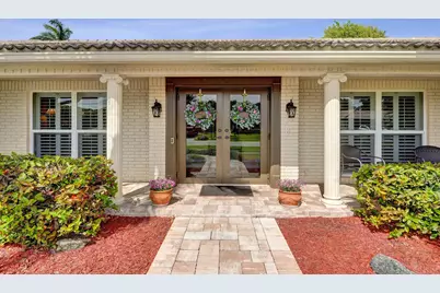 22161 Soliel Circle W, Boca Raton, FL 33433 - Photo 3