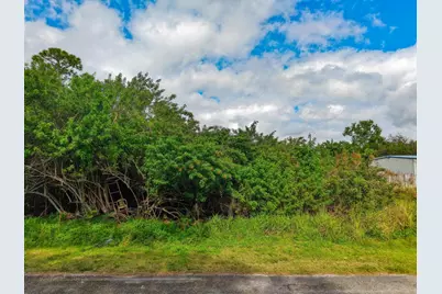 7908 Banyan Street, Fort Pierce, FL 34951 - Photo 3