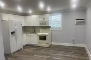 870-G SW 9th St, Pompano Beach, FL 33060 - Photo 11