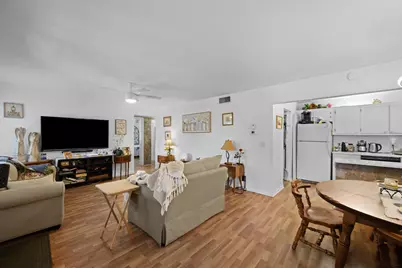 431 Pine Glen Lane #C-2, Greenacres, FL 33463 - Photo 3