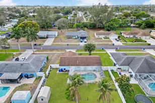 110 Bobwhite Rd, Royal Palm Beach, FL 33411 - Photo 25