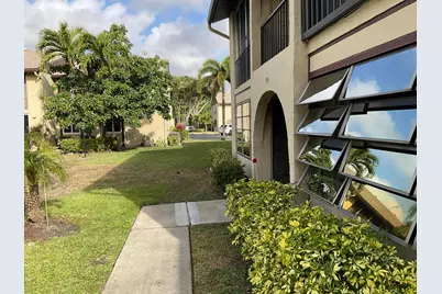 334 Pine Ridge Circle #C-1, Greenacres, FL 33463 - Photo 3