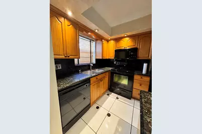 801 W Oakland Park Boulevard #C6, Oakland Park, FL 33311 - Photo 7