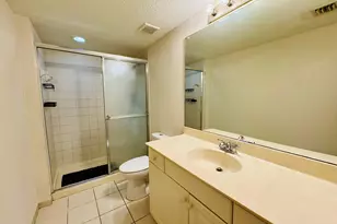 1954 Freeport Ln, Riviera Beach, FL 33404 - Photo 11