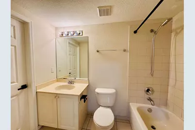 1954 Freeport Lane #1954, Riviera Beach, FL 33404 - Photo 5