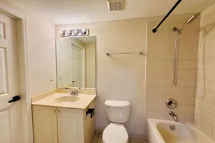 1954 Freeport Ln, Riviera Beach, FL 33404 - Photo 5