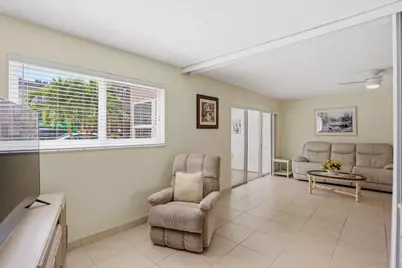 721 Lori Drive #113, Palm Springs, FL 33461 - Photo 9