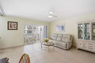 721 Lori Dr, Palm Springs, FL 33461 - Photo 7