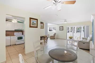 721 Lori Drive #113, Palm Springs, FL 33461 - Photo 3