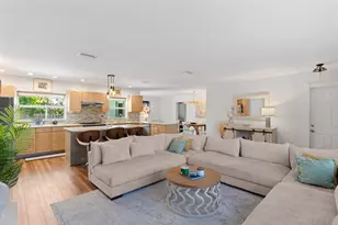 136 Oregon Ln, Boca Raton, FL 33487 - Photo 7