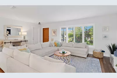 136 Oregon Lane, Boca Raton, FL 33487 - Photo 5