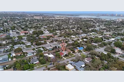 525 Evergreen Drive, Lake Park, FL 33403 - Photo 31