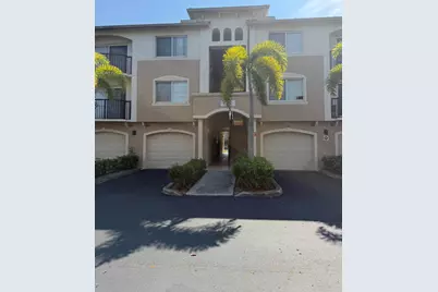100 Crestwood Ct Court N #111, Royal Palm Beach, FL 33411 - Photo 1