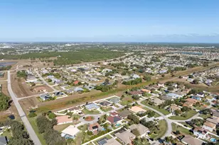 5806 NW Rose Petal Ct, Port Saint Lucie, FL 34986 - Photo 41