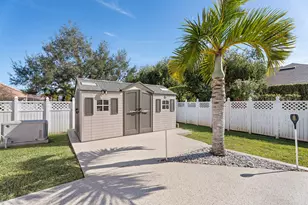 5806 NW Rose Petal Ct, Port Saint Lucie, FL 34986 - Photo 15