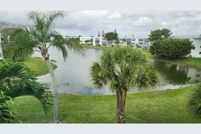 304 Wellington E #304, West Palm Beach, FL 33417 - Photo 1