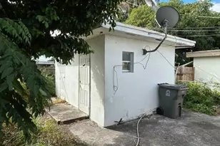 2000 Longwood Rd, West Palm Beach, FL 33409 - Photo 19