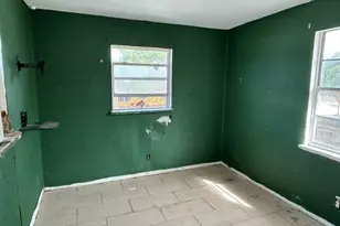 2000 Longwood Rd, West Palm Beach, FL 33409 - Photo 15