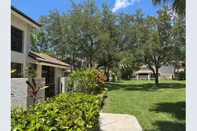 364 Prestwick Circle #4, Palm Beach Gardens, FL 33418 - Photo 1