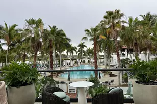 364 Prestwick Cir, Palm Beach Gardens, FL 33418 - Photo 35