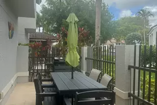 364 Prestwick Cir, Palm Beach Gardens, FL 33418 - Photo 23