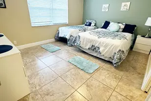 801 Hummingbird Way, North Palm Beach, FL 33408 - Photo 9