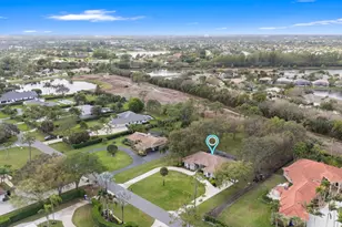 9425 Dundee Dr, Lake Worth, FL 33467 - Photo 9