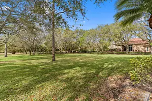 9425 Dundee Dr, Lake Worth, FL 33467 - Photo 11