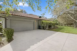 9425 Dundee Dr, Lake Worth, FL 33467 - Photo 3