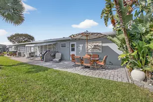787 High Point Dr W, Delray Beach, FL 33445 - Photo 27