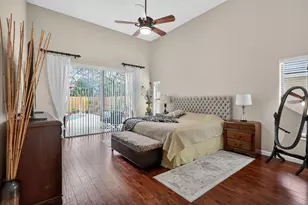 10265 SW 12th St, Pembroke Pines, FL 33025 - Photo 7