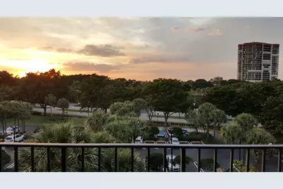 1830 Embassy Drive #506, West Palm Beach, FL 33401 - Photo 7