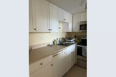 1830 Embassy Drive #506, West Palm Beach, FL 33401 - Photo 13