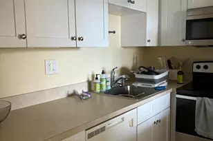 1830 Embassy Dr, West Palm Beach, FL 33401 - Photo 13