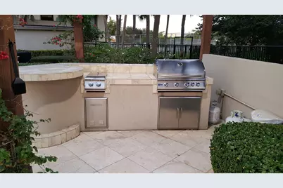 1830 Embassy Drive #506, West Palm Beach, FL 33401 - Photo 5