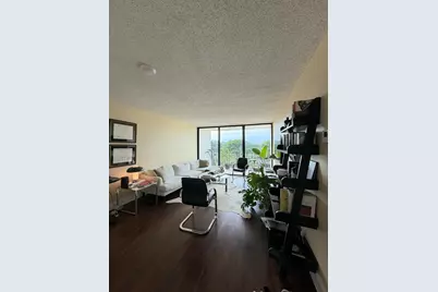 1830 Embassy Drive #506, West Palm Beach, FL 33401 - Photo 9