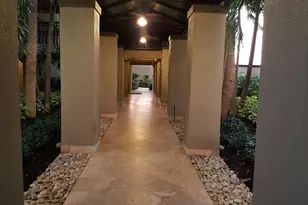 1830 Embassy Dr, West Palm Beach, FL 33401 - Photo 3