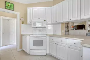 3041 Verdmont Ln, Wellington, FL 33414 - Photo 5