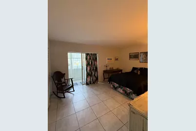 [Address not provided], West Palm Beach, FL 33417 - Photo 9