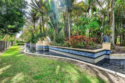 11730 Valeros Court, Palm Beach Gardens, FL 33418 - Photo 55