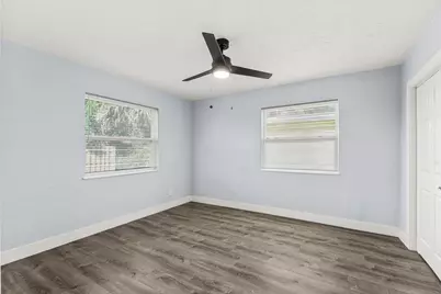 656 W 6th Street, Riviera Beach, FL 33404 - Photo 17