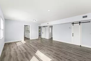 656 W 6th St, Riviera Beach, FL 33404 - Photo 9